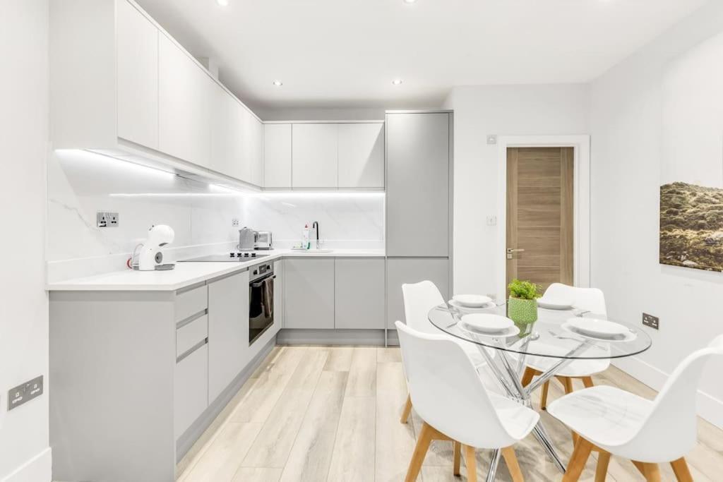 Wow Abbey Road Apartment - Sleeps Up To 8 London Luaran gambar